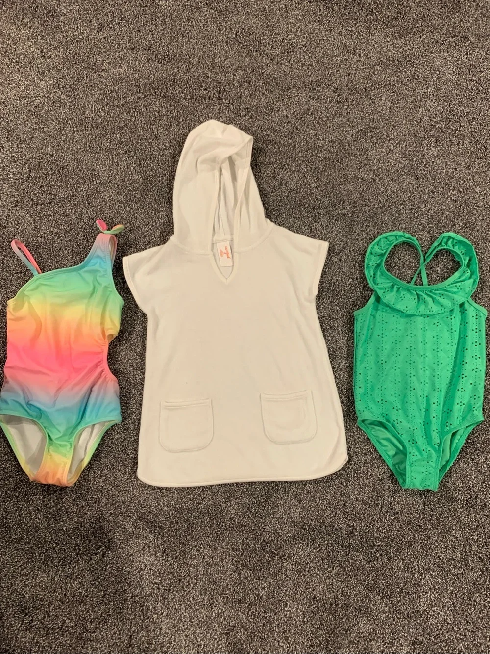 Cat & Jack 4T Girls Bundle (11 items)
